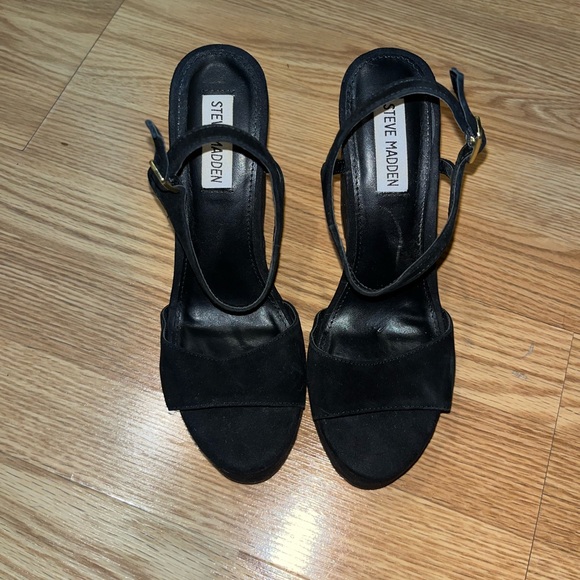 Heeled Suede Wedges - Picture 4 of 4